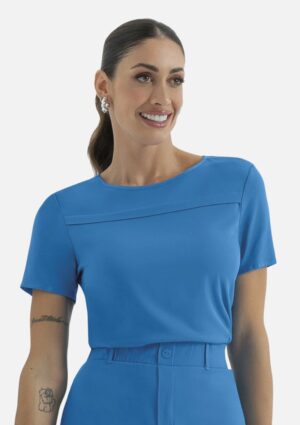 Blusa Feminina Com Desing Básico E Estiloso Cativa