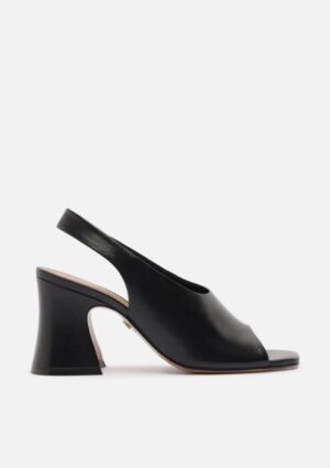 Sandal Boot Couro Salto Bloco Tira Arezzo