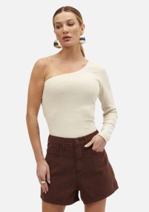 Blusa Feminina Texturizada Slim Um Ombro Só Bege Clara Sommer