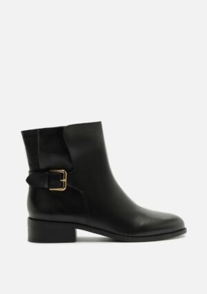 Bota Preta Couro Cano Curto Salto Baixo Fivela Arezzo