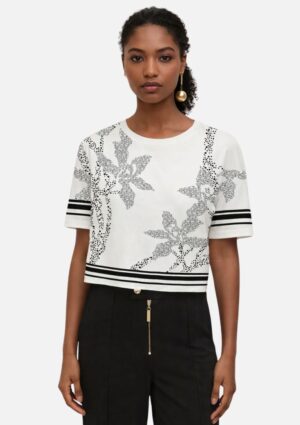 T-Shirt Feminina Decote Redondo Estampada Morena Rosa