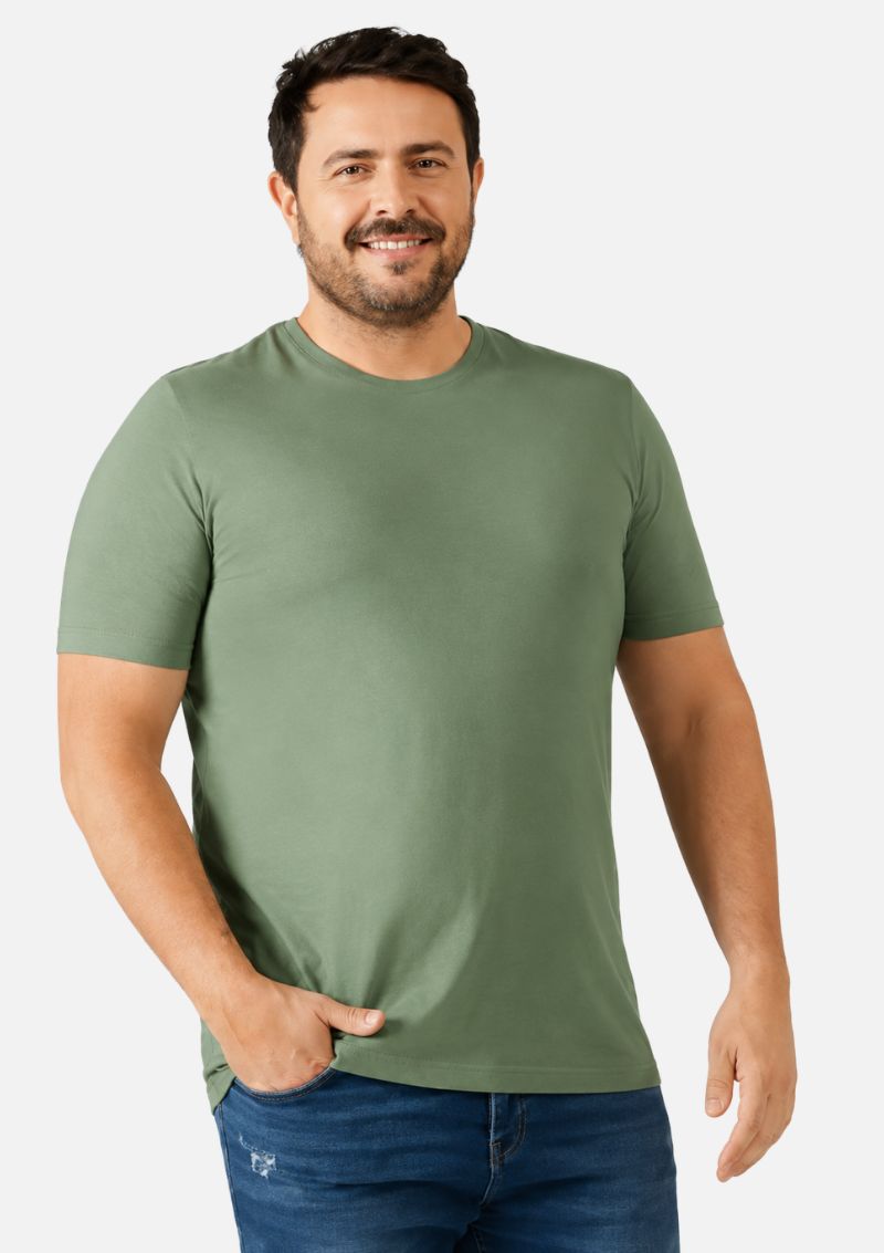 camiseta plus size