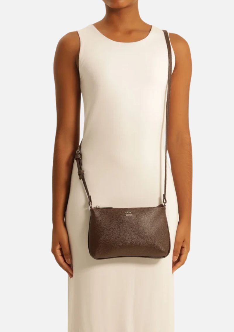 Bolsa Tiracolo Marrom Dark Morgana Pequena Arezzo (1)